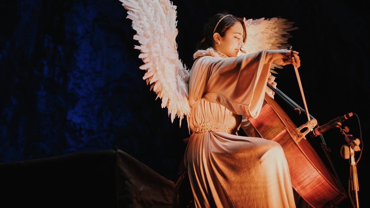 Cellist Ana Miculinic. Living Nativity in Postojna Cave 2025. Photo Ciril Jazbec